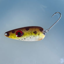 Load image into Gallery viewer, Salmon/Pyramid Spoons