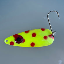 Load image into Gallery viewer, Salmon/Pyramid Spoons