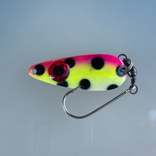 Load image into Gallery viewer, Salmon/Pyramid Spoons