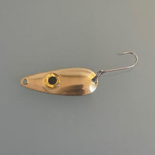 Load image into Gallery viewer, Salmon/Pyramid Spoons